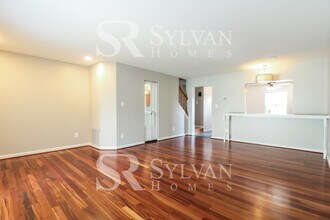 3922 Cutty Sark Rd in Middle River, MD - Building Photo - Building Photo