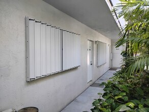 305 SE 12th Ave, Unit 1A 2A 2B in Pompano Beach, FL - Building Photo - Building Photo
