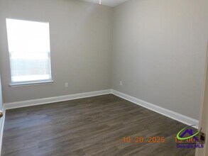 500 Club Villa Court in Kathleen, GA - Building Photo - Building Photo