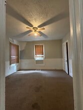 360 Euclid Ave, Unit A in Elmira, NY - Foto de edificio - Building Photo