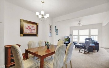 36 Morgan Spring Dr, Unit 2 in Morgantown, PA - Foto de edificio - Building Photo