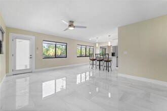 3214 E Maritana Dr in St Pete Beach, FL - Building Photo - Building Photo