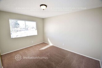 4640 W Paradise Dr in Glendale, AZ - Foto de edificio - Building Photo