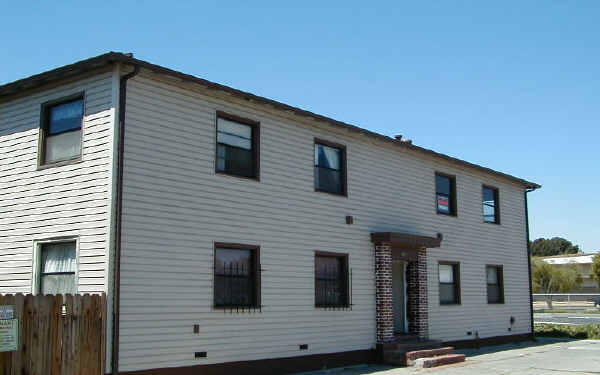 419 24th St in Richmond, CA - Foto de edificio - Building Photo