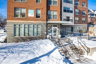 Ripley Gardens in Minneapolis, MN - Foto de edificio - Building Photo