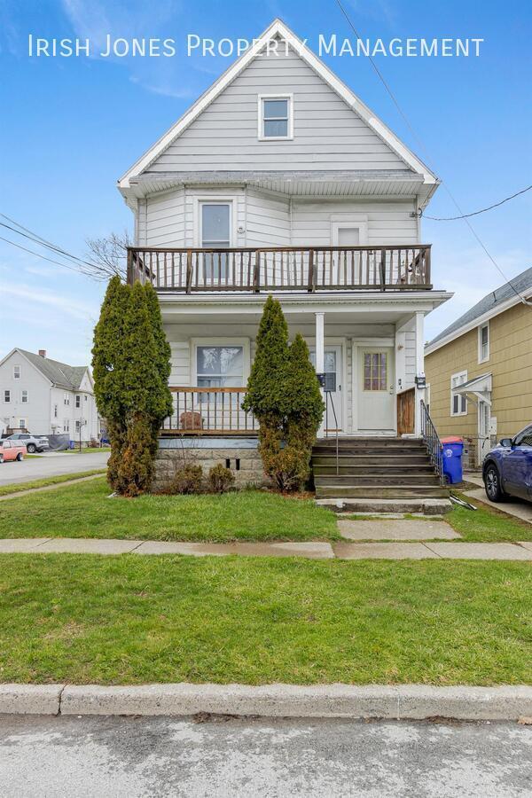 property at 152 Wildwood Pl