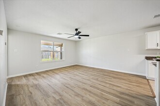 9410 Silver Beryl Ln in Rosharon, TX - Building Photo - Building Photo