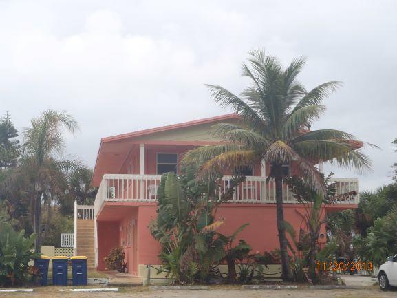 1115 S Ocean Dr-Unit -4 in Fort Pierce, FL - Building Photo