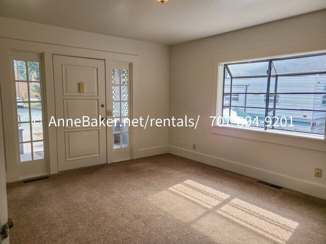 property at 326 E 1st St