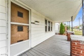 22301 Beckford Ave in Euclid, OH - Building Photo - Building Photo