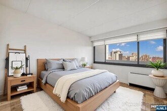 1600 Center St in Fort Lee, NJ - Building Photo - Building Photo