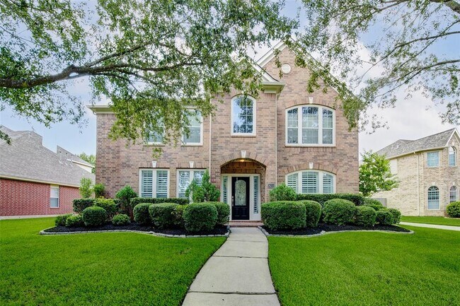 property at 26210 Goldenport Ln