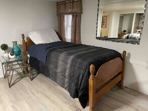 423 Central Ave-Unit -Ground in Ocean City, NJ - Building Photo - Building Photo