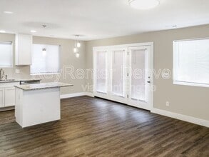 201 1/2 S Meade St in Denver, CO - Building Photo - Building Photo