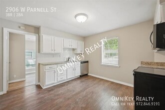 2906 W Parnell St in Denison, TX - Building Photo - Building Photo