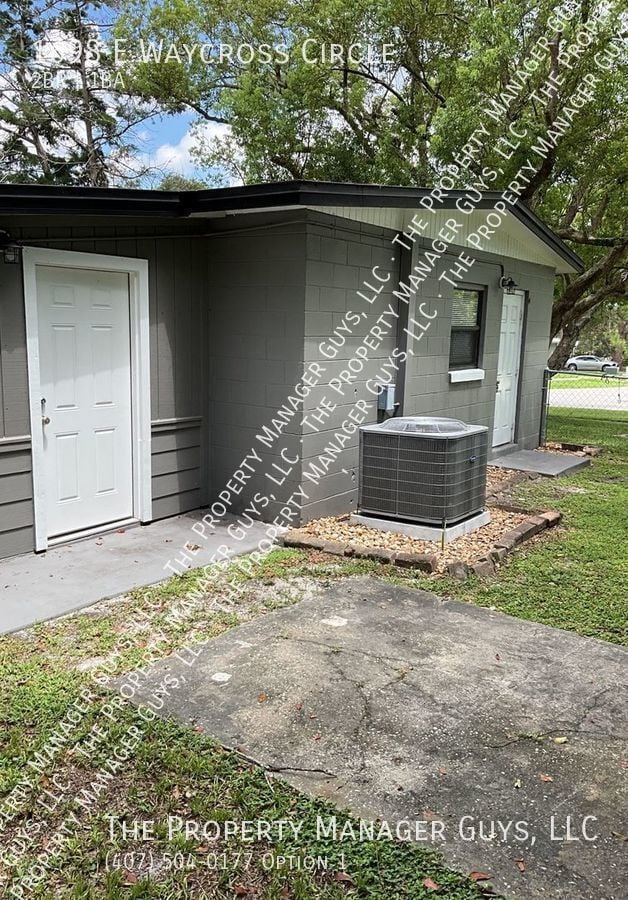 1698 E Waycross Cir in Deltona, FL - Building Photo - Building Photo