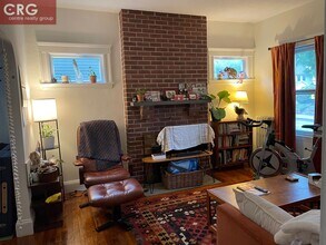 340 High St, Unit 1 in Medford, MA - Foto de edificio - Building Photo