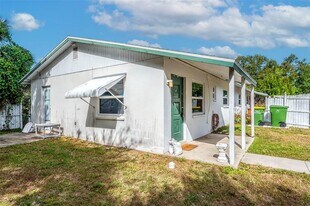 2248 Browning St in Sarasota, FL - Building Photo