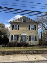 306 S Jefferson St in Lexington, VA - Building Photo