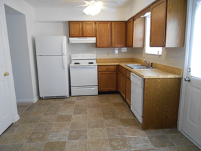1725 Kim Watt Dr in Knoxville, TN - Building Photo - Building Photo