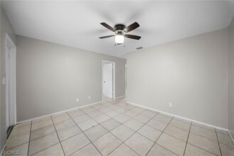 464 Carolina Ave in Ft. Myers, FL - Building Photo - Building Photo