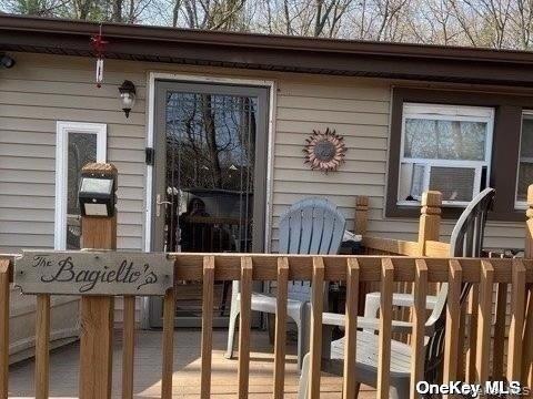 721 Meadow Rd in Smithtown, NY - Building Photo - Building Photo