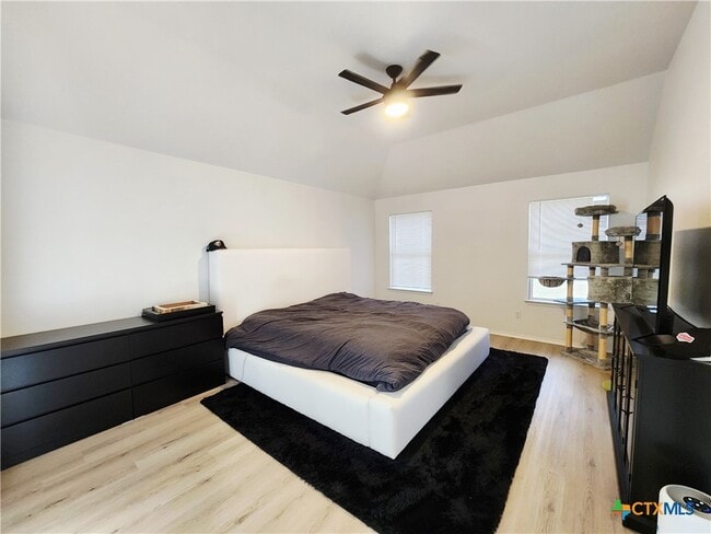 property at 1212 Neuberry Cliffe