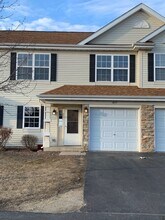 1615 W Chrysler Dr in Belvidere, IL - Building Photo - Building Photo