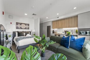 35 W 2nd St, Unit SI ID1240280P in Boston, MA - Building Photo