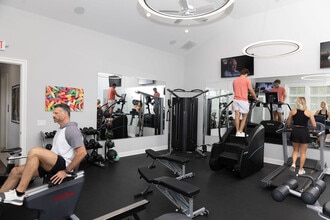 Orange Summit in Lewis Center, OH - Building Photo - Building Photo