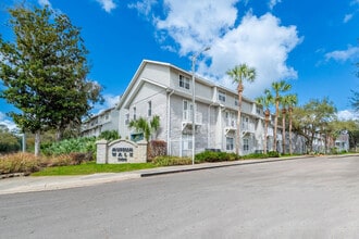 Museum Walk in Gainesville, FL - Building Photo - Building Photo