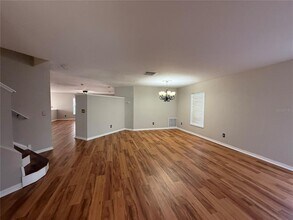 7014 Early Gold Ln in Riverview, FL - Building Photo - Building Photo