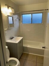 4170 Redondo Beach Blvd, Unit C in Torrance, CA - Building Photo - Building Photo
