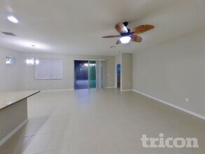 13513 Paddington Wy in Spring Hill, FL - Building Photo - Building Photo