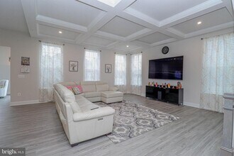 2794 Golden Aster Pl in Odenton, MD - Building Photo - Building Photo