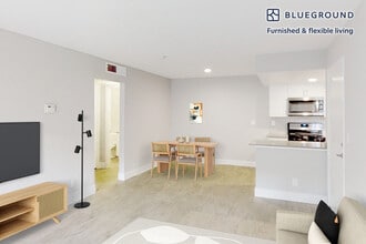 3831 Orchid Ln, Unit FL1-ID4018A in Calabasas, CA - Foto de edificio - Building Photo