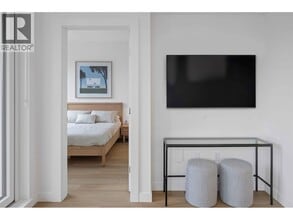 710 Dogwood St in Coquitlam, BC - Building Photo - Building Photo