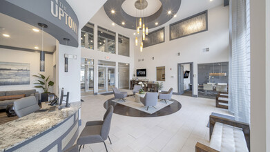 The Uptown at St. Johns in Jacksonville, FL - Foto de edificio - Building Photo