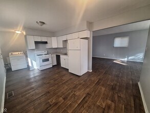 2410 N Dearborn St in Indianapolis, IN - Building Photo - Building Photo