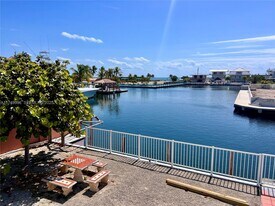 188 Atlantic Blvd in Key Largo, FL - Building Photo