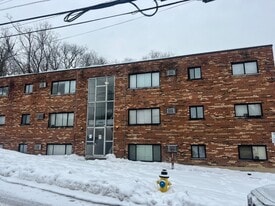 2486 White St in Cincinnati, OH - Building Photo