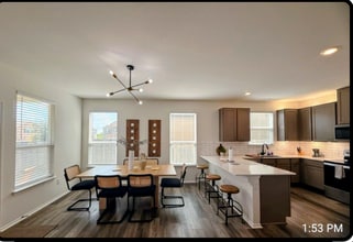 6213 Albany Sleigh Dr in Del Valle, TX - Foto de edificio - Building Photo