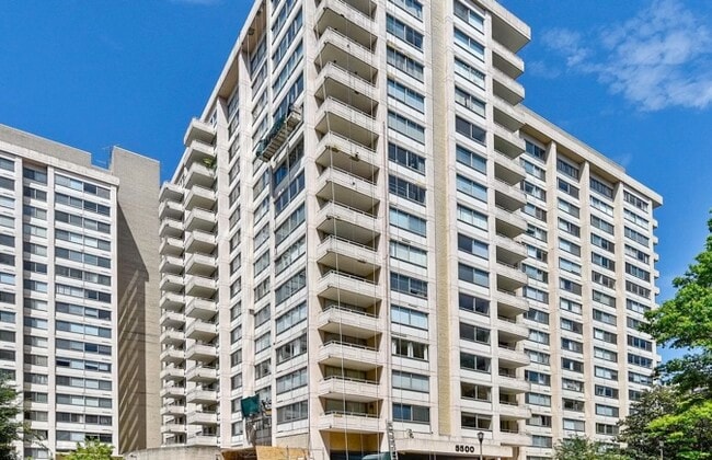 5500 Friendship Blvd, Unit 2329N in Chevy Chase, MD - Foto de edificio - Building Photo