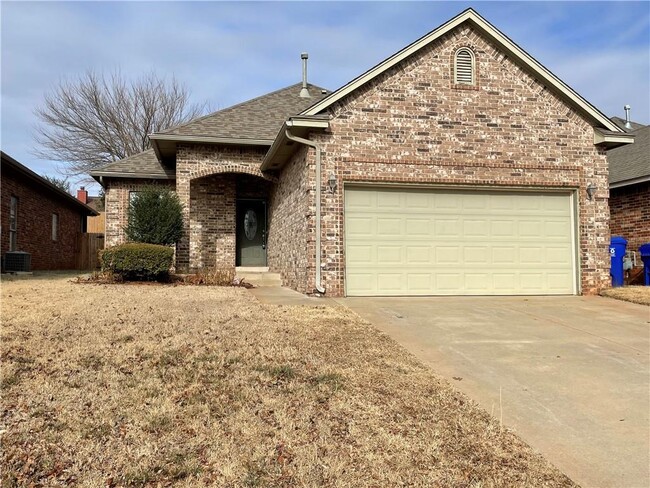 1221 Cedar Creek Dr in Norman, OK - Building Photo - Building Photo