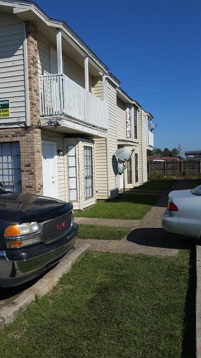 property at 107 Oak Ridge Ave