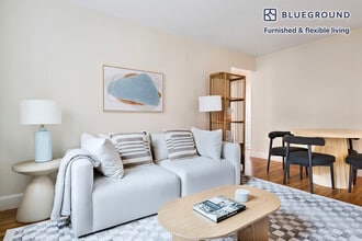 266 Harvard St in Cambridge, MA - Foto de edificio - Building Photo