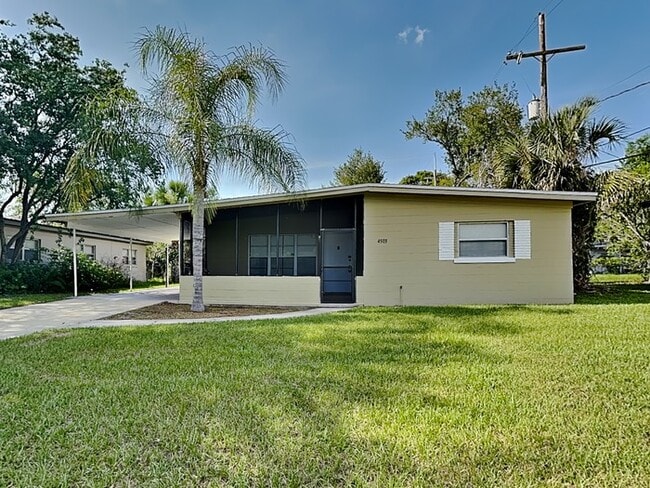 property at 4503 Arch St