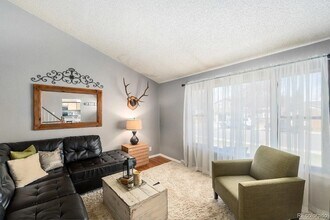 7220 S Cherry Dr in Centennial, CO - Building Photo - Building Photo