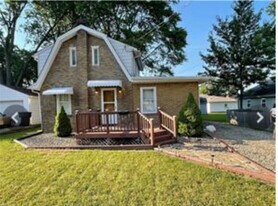 1522 Bradford St NW in Warren, OH - Building Photo