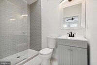 5531 Whitby Ave photo'